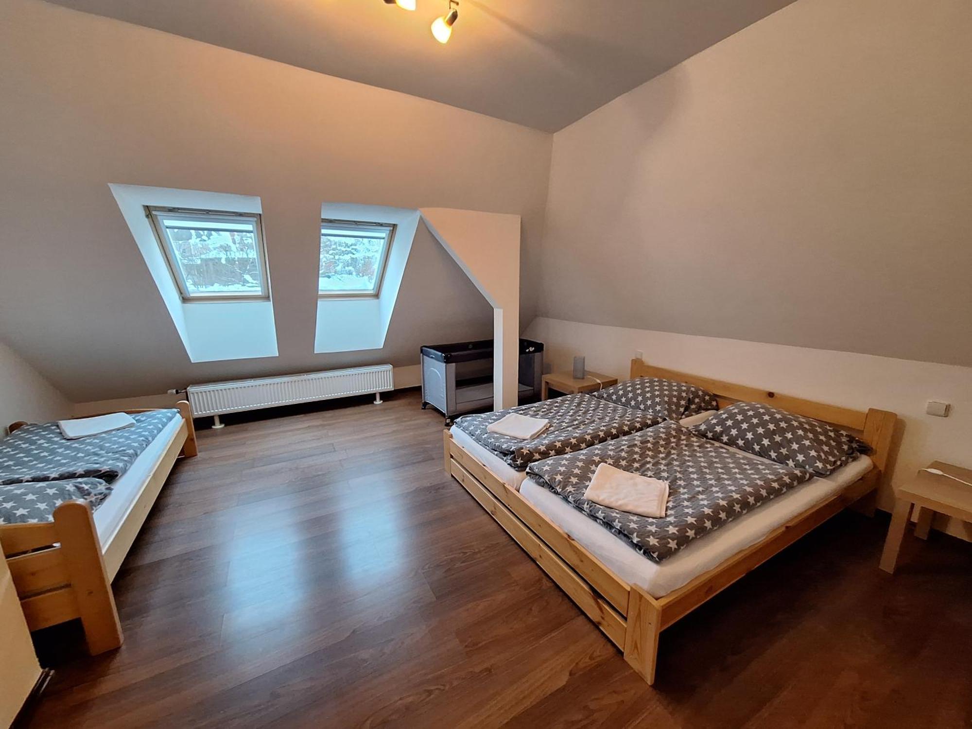 Apartmany Paseky - 捷克贾布朗尼城 外观 照片